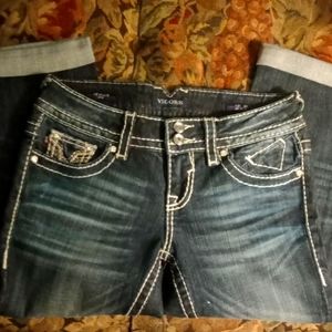 Vigoss The Dallas Capri size 1/2 length 21"